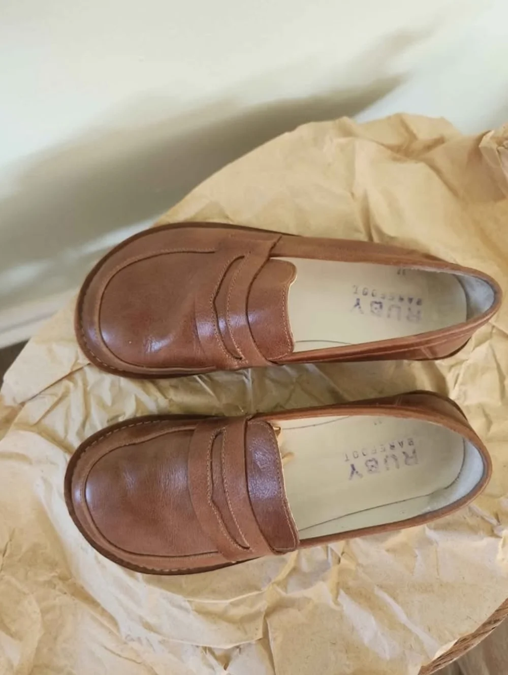 Barefoot Minimalist Women's Leather Loafers - Picture 2 of 4